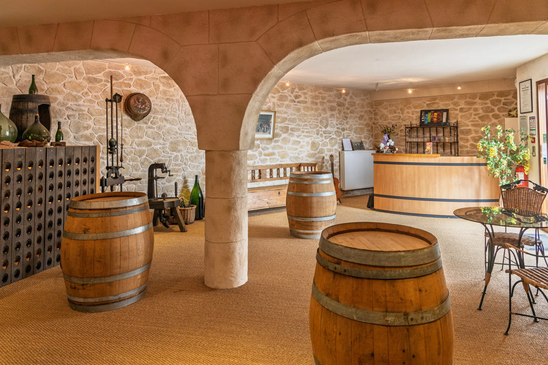 Caveau de dégustation du Pré en Bulles – dégustation champagne tourisme œnologique, route du Champagne Trépail Montagne de Reims