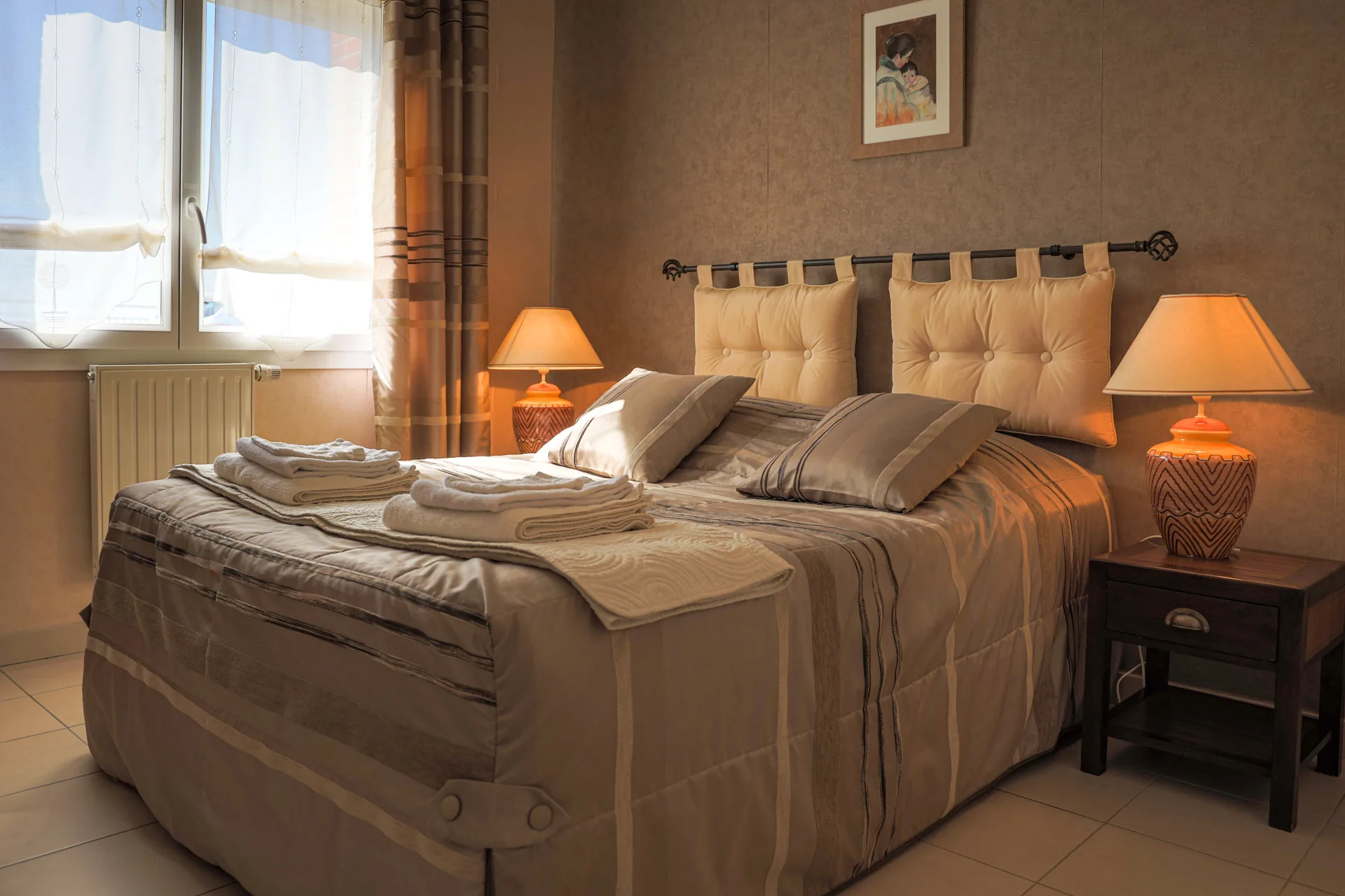 Location gîte en Champagne La Mandelette, chambre double, hébergement Montagne de Reims à Trépail entre Reims et Épernay